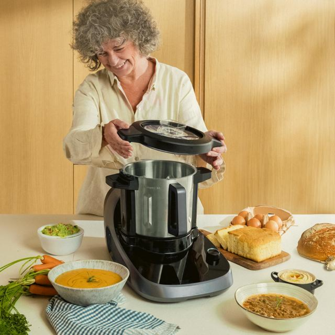 ChefBot™ Robot de Cocina Profesional