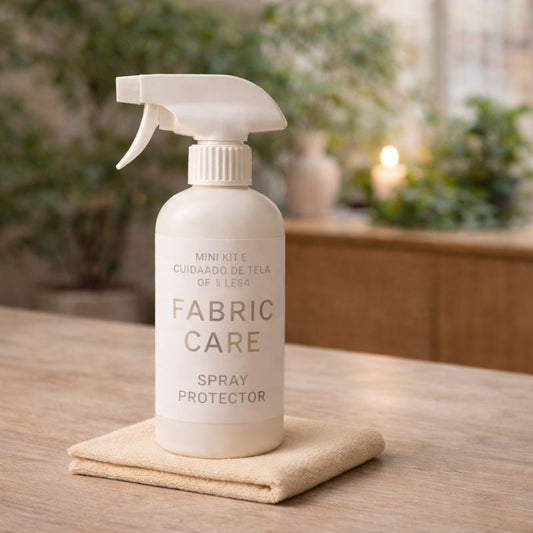 Kit de cuidado de tela (spray protector + paño)